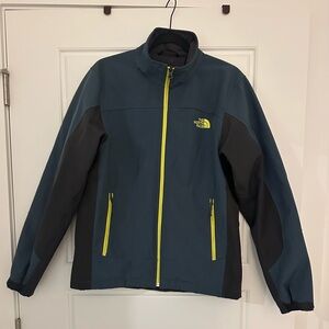 Northface Men’s Apex Bionic Softshell Jacket